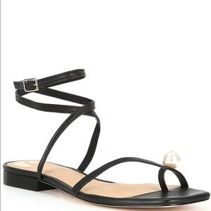 Antonio Melani x MG Style - The Flat Wrap Sandals